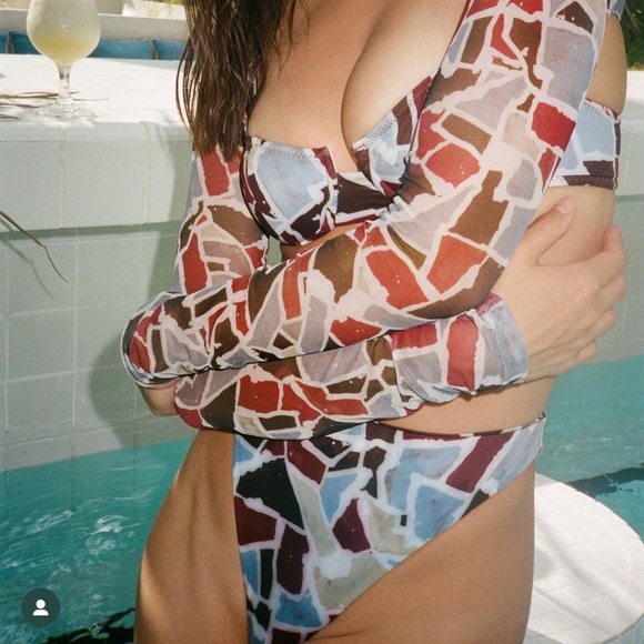 inamorata bikini - all 3 pieces: top, bottoms & shrug - Picture 1 of 2